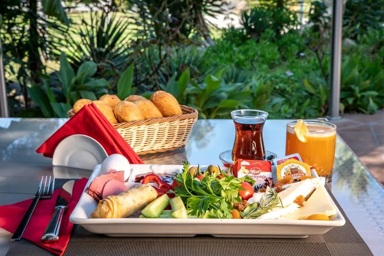 Flora Hotel Gümbet