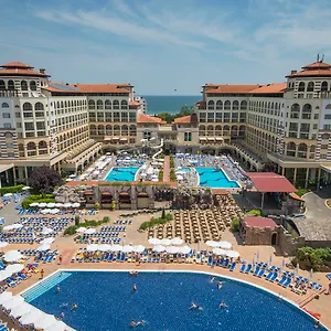 Курортный комплекс Melia Sunny ****