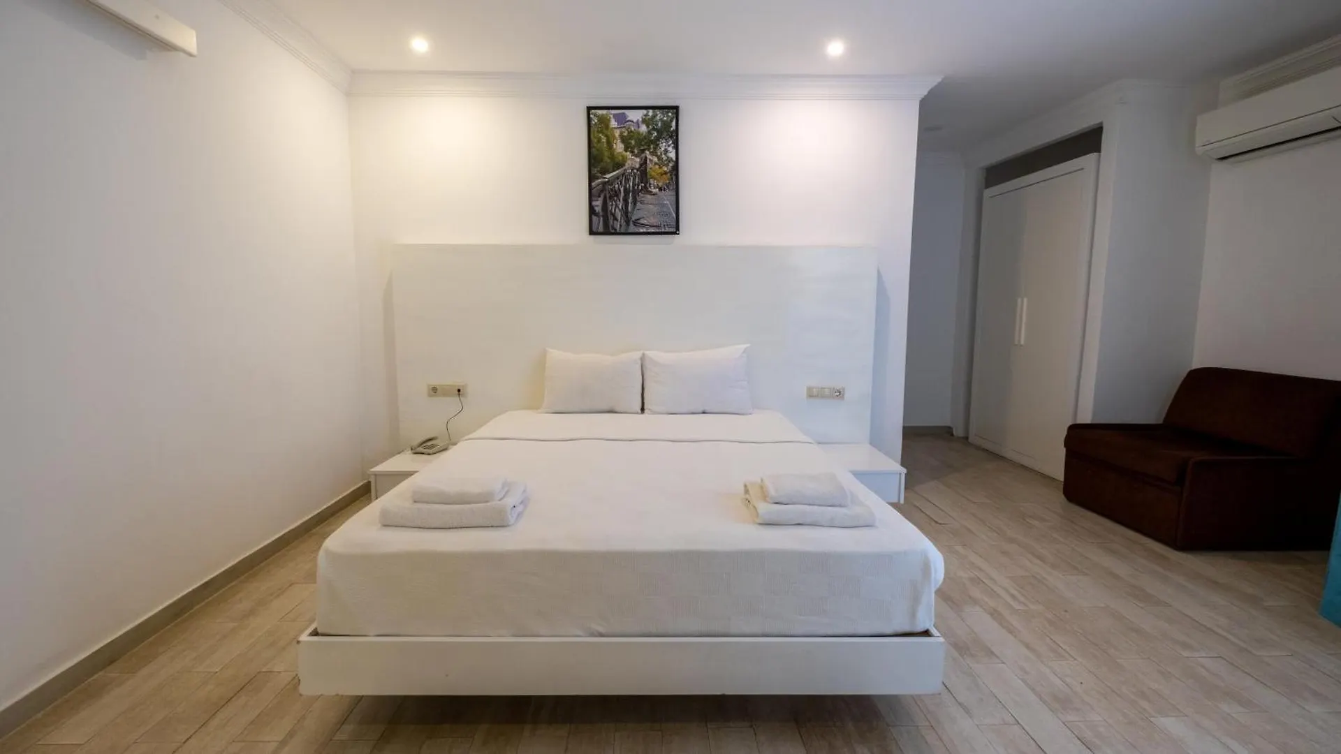 Flora Hotel Gümbet